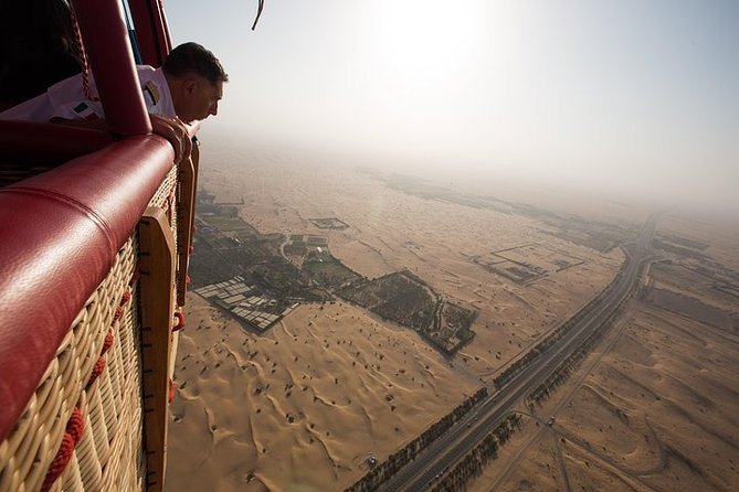 Amazing Hot Air Balloon With Beautiful Desert Sunrise View - Intimate Group Size
