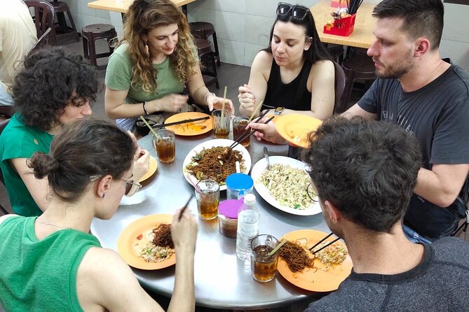 Amazing Local Food Tour in Kuala Lumpur - Exploring Chinatown