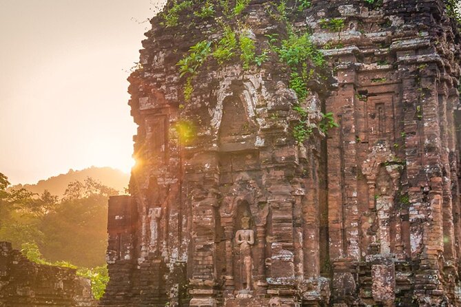 Amazing My Son Sunset Deluxe Small Group Tour - Exclusions