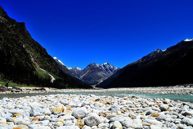 Amazing North Sikkim 2 Nights 3 Days - Gurudongmar Lake: Spiritual Journey