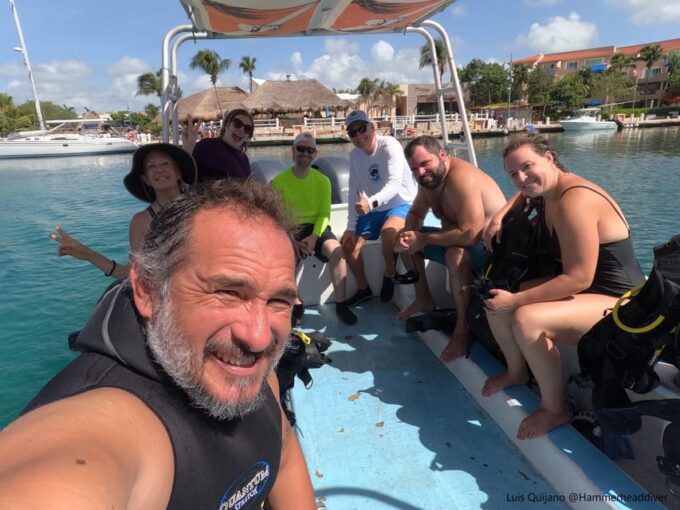 Amazing Two Tank Reef Diving - Instructor Languages