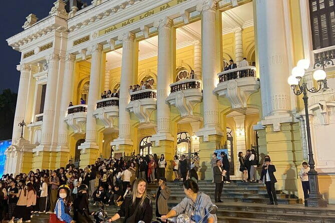Amazing Vespa Night Tour For Food Lover - Key Points