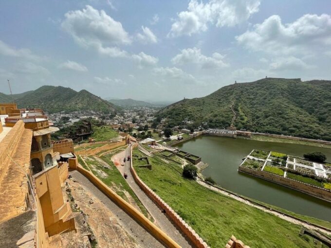 Amber Fort Skip-The-Line E-Tickets & Guide Jaipur Transfers - Frequently Asked Questions