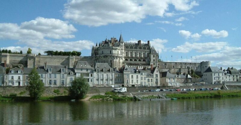 Amboise: Private Guided Tour of the Castle With Entry Ticket - Historical Significance