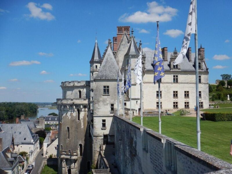 Amboise Private Walking Tour - Tour De Lhorloge Exploration
