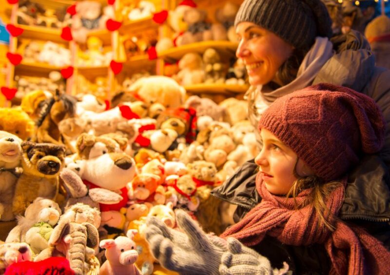 Amiens: Christmas Markets Festive Digital Game - Exploring Amiens and Illuminations