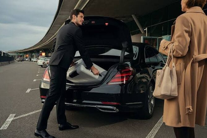Amman Airport Transfer to Any Amman Hotel - Passenger Information to Provide