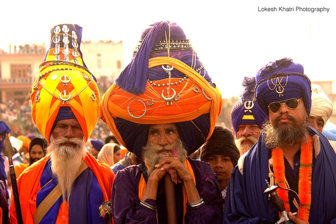 Amritsar 1 Day Guided Tour-Golden Temple, Jalliawala Bagh, Wagah - Witness the Wagah Border Ceremony