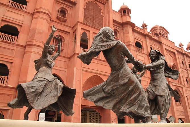Amritsar 1 Day Tour (Golden Temple, Jallianwala Bagh, Wagah Border & Shopping) - Maharaja Ranjit Singh Museum