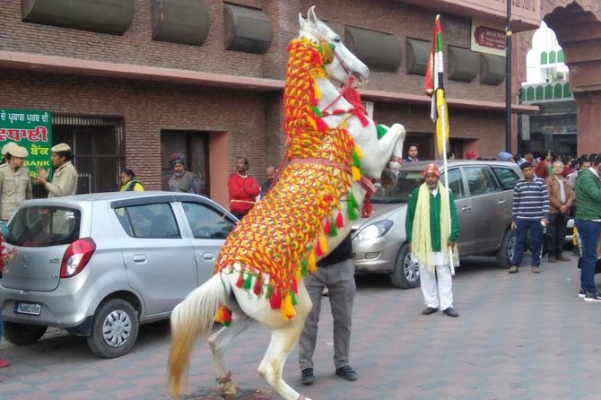Amritsar City Tour ( EXCLUDING WAGAH BORDER) - Pickup Information