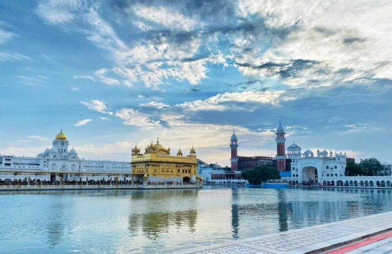 Amritsar: Golden Temple & Historic Sites Half-Day Tour - Tour Features