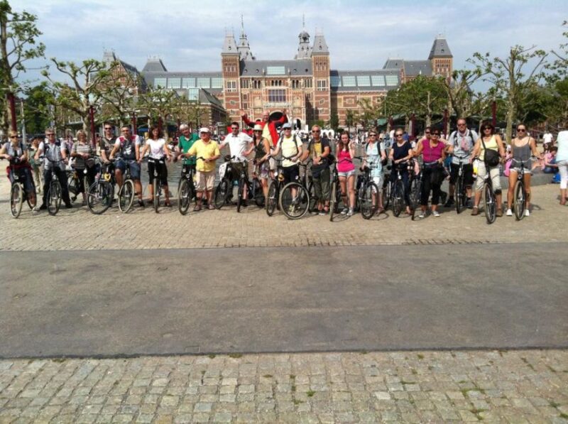 Amsterdam 1-Day Bike Rental With Hotel Delivery - Key Points