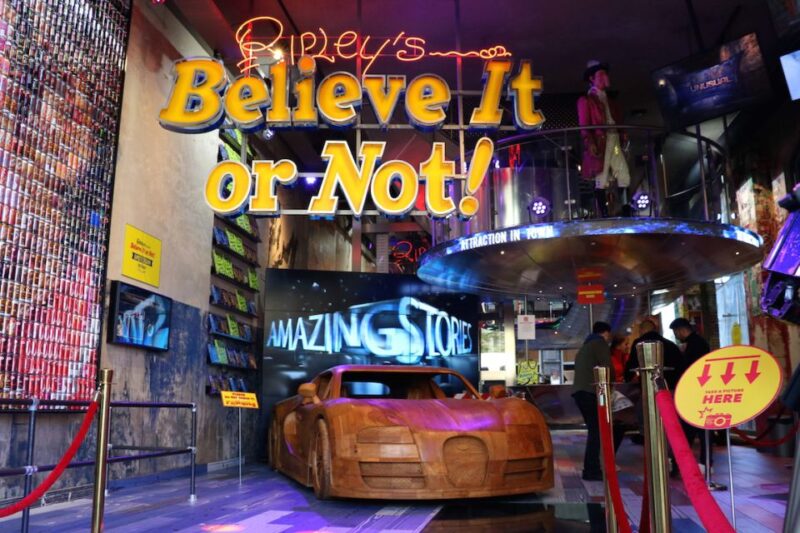 Amsterdam 1-Hour Canal Cruise and Ripley'S Believe It or Not - Accessibility and Meeting Points