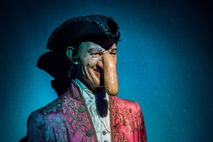 Amsterdam 1-Hour Canal Cruise and Ripley'S Believe It or Not - Included Attractions and Duration