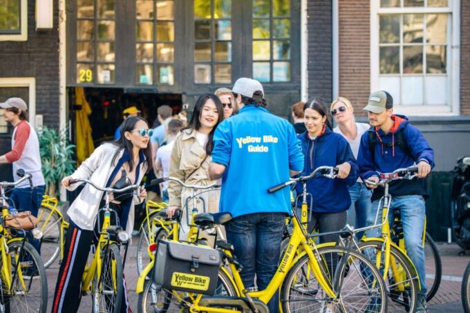 Amsterdam: 2-Hour City Highlights Guided Bike Tour - Location and Duration