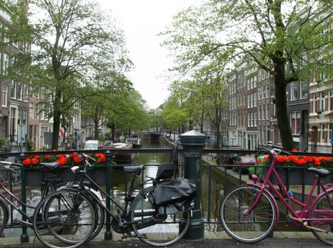Amsterdam: 2-Hour Sightseeing Tour by Rickshaw - Ratings and Reviews