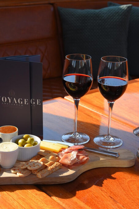 Amsterdam: 2h Canal Cruise Incl.Dutch Snacks & Drinks Option - Frequently Asked Questions