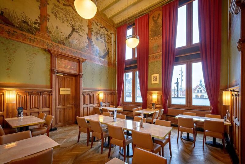 Amsterdam: 3-Course Meal in Historic 1st Class Waiting Rooms - Booking and Pricing