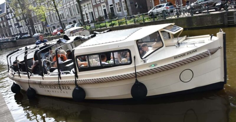Amsterdam: 420 Smoke-Friendly Boat Tour - Itinerary and Activities