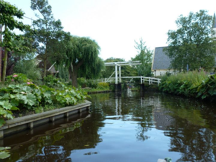 Amsterdam 5-Hour Guided Canoe Trip in the Wetlands - Guided Canoeing Experience