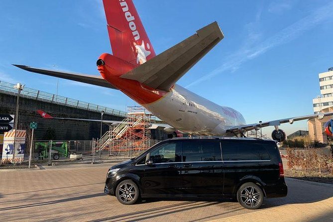Amsterdam Airport Pick Up Service: Luxury and Style - Quick Points