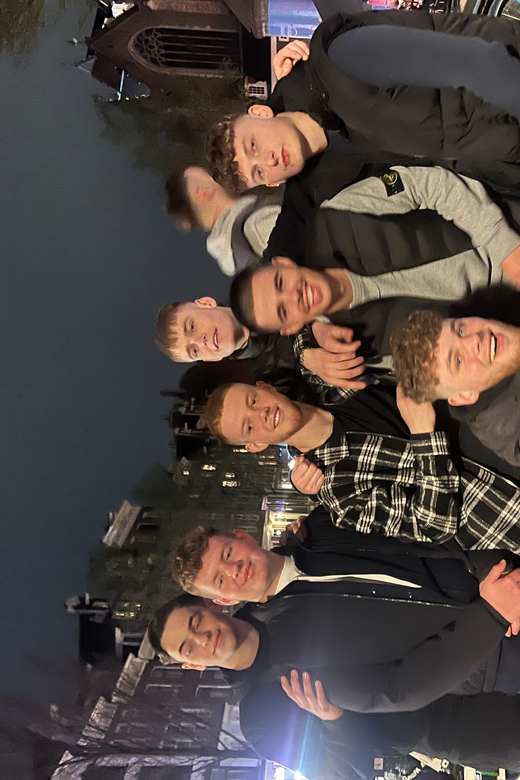 Amsterdam: Bar Crawl With Shots and Beer Maid Guide - Key Points