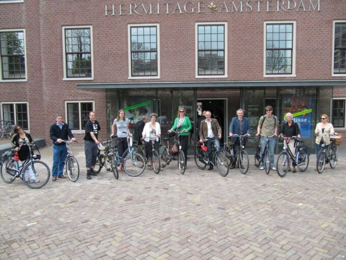 Amsterdam: Bike Rental With Free Cup of Coffee - Customer Service Assistance