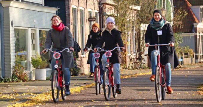 Amsterdam: Bike Tour (Noord) in German or English - Free Cancellation