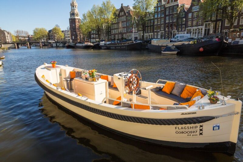Amsterdam: Canal Belt Private Beer Boat Tour - Inclusions
