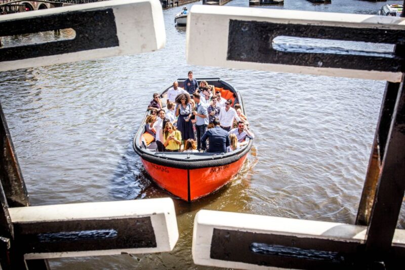 Amsterdam: Canal Belt Private Beer Boat Tour - Experience Highlights