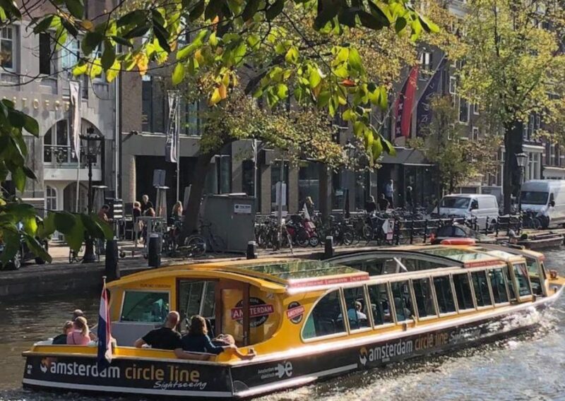 Amsterdam: Canal Cruise With Audio Guide - Key Points
