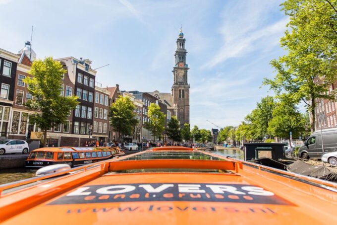 Amsterdam: City Centre Canal Cruise - Accessibility