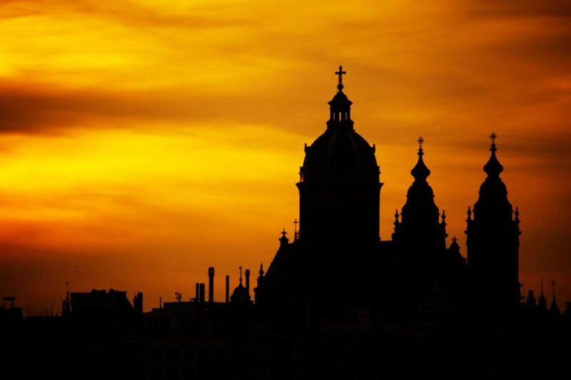 Amsterdam City Tour: Audio Guide App in Your Smartphone - Accessibility and Convenience