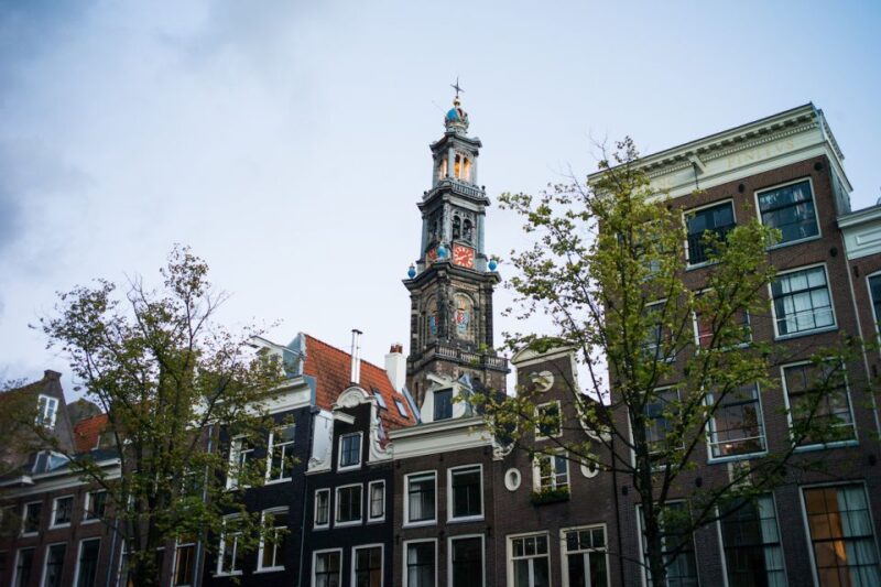 Amsterdam: Cultural Inner City Tour in German or English - Tour Experience