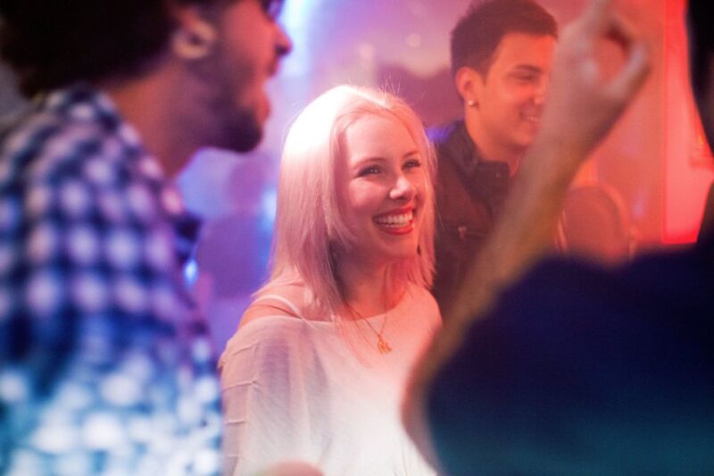 Amsterdam: Downtown Club Crawl and Nightlife Experience - Key Points