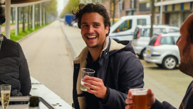 Amsterdam: Dutch Beer Bike Blast Tour With Onboard Bar - Whats Included