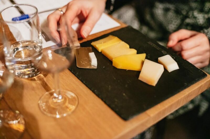 Amsterdam: Dutch Cheese Tasting Experience With Wine - Pairing With Wines