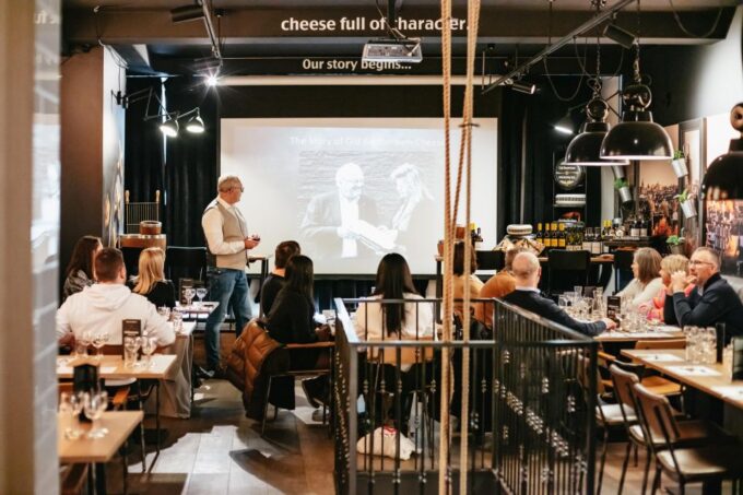 Amsterdam: Dutch Cheese Tasting Experience With Wine - Instructor-Led Learning