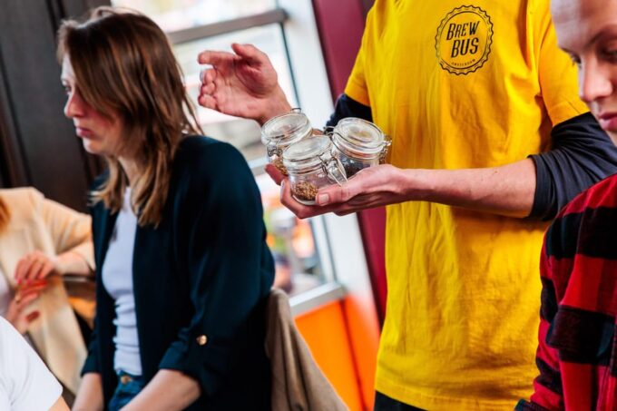 Amsterdam: Dutch Craft Beer Tasting - Duration and Language