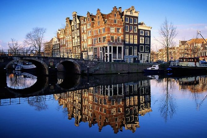 Amsterdam: E-Bike Sightseeing Tour - Accessibility and Restrictions