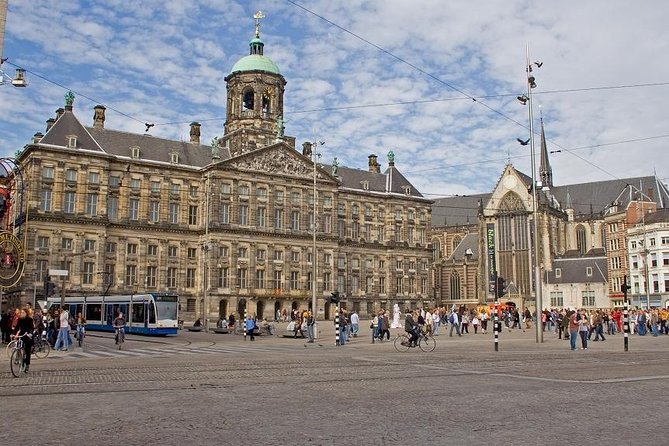 Amsterdam: E-Bike Sightseeing Tour - Group Size and Booking Confirmation