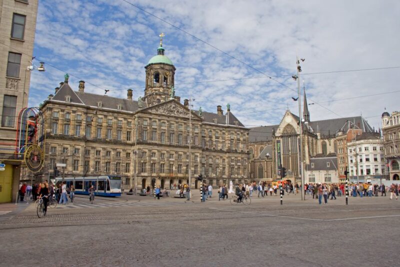Amsterdam: E-Bike Sightseeing Tour in English - Itinerary Highlights