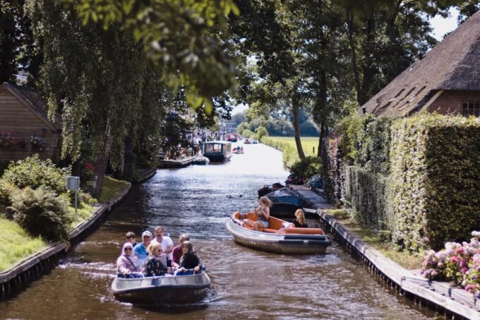 Amsterdam: Explore Giethoorn in a Private Tour With Driver - Frequently Asked Questions