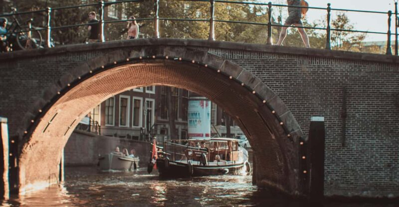 Amsterdam: Food Tour With Canal Cruise and Tastings - Key Points