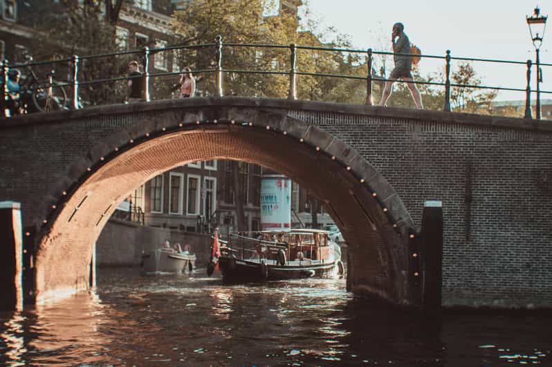 Amsterdam: Food Tour With Canal Cruise and Tastings - Tour Highlights