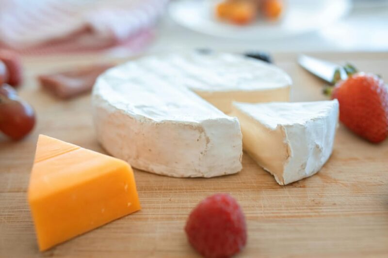 Amsterdam: Food Tour With Canal Cruise and Tastings - Tour Logistics