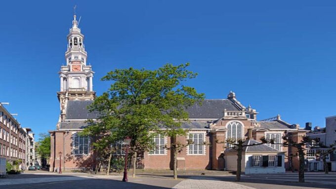 Amsterdam: Guided Anne Frank City Walking Tour - Exploring Amsterdams Architecture