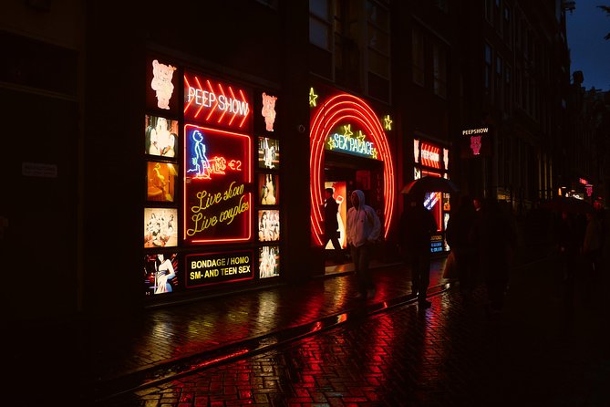 Amsterdam: Guided Red Light District and City Walking Tour - Meeting and End Point