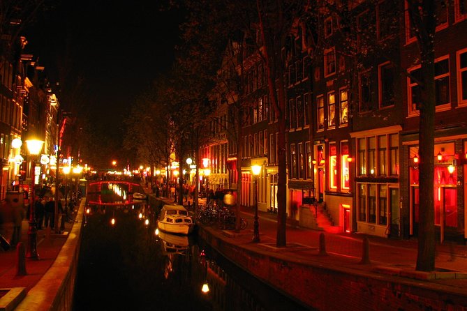 Amsterdam: Guided Red Light District and City Walking Tour - Customer Feedback