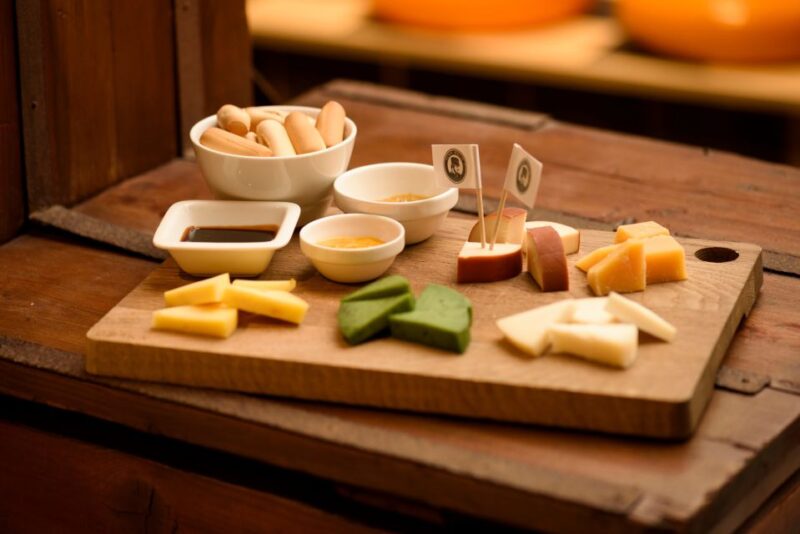 Amsterdam: Henri Willig Cheese Tasting Experience - Highlights of the Tasting Experience